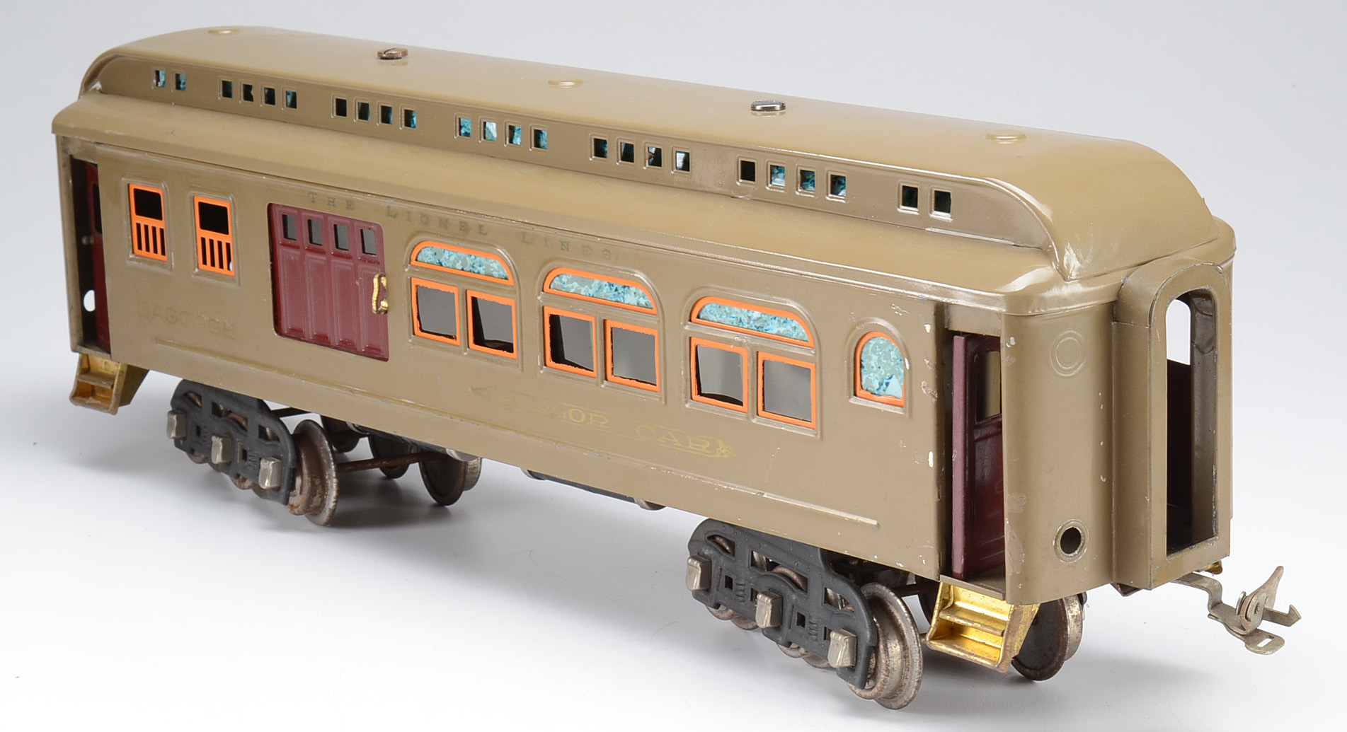 1920s Restored Antique Lionel #402  Dual Motor Standard Gauge Engine with Four Cars