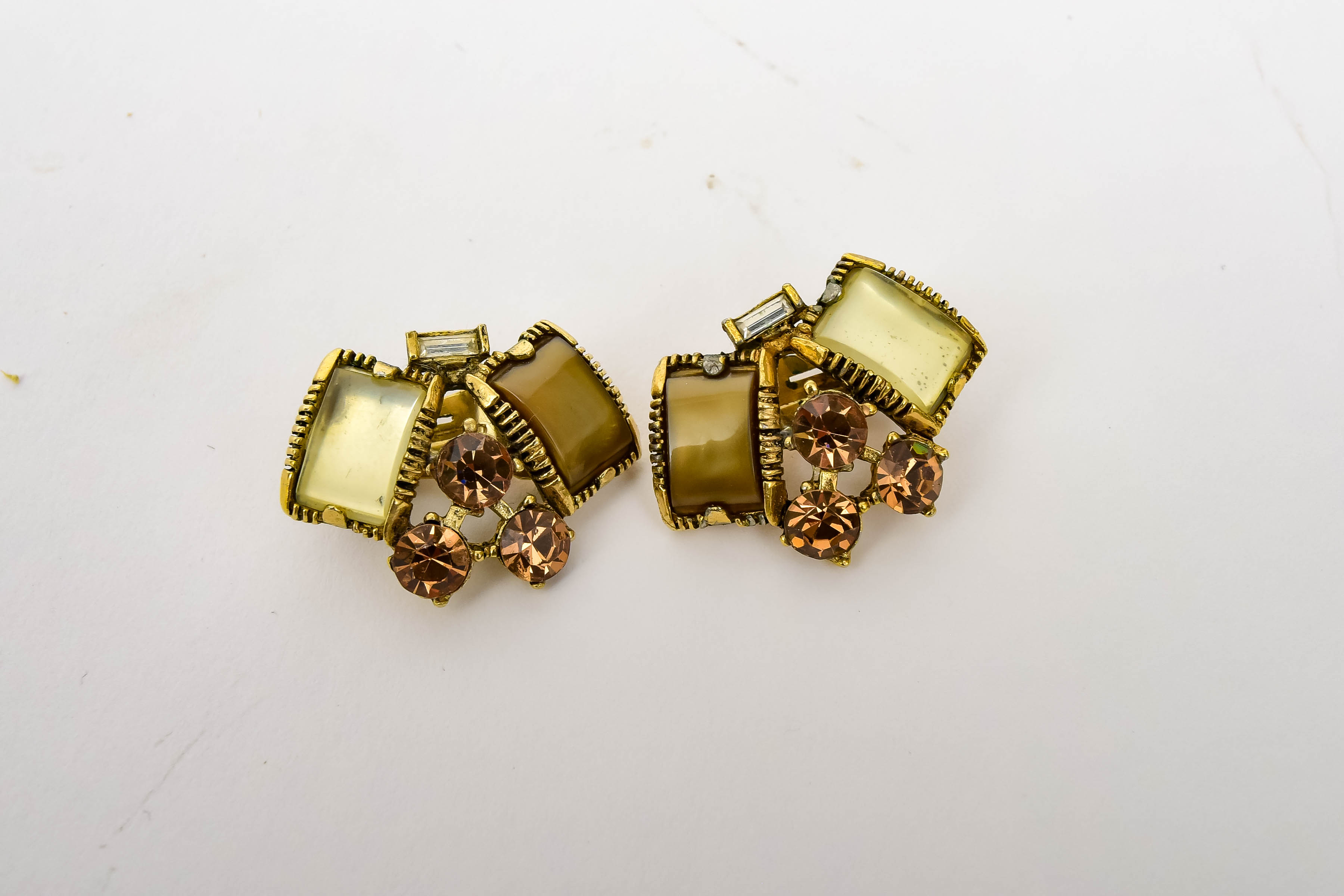 Vintage Selro Costume Bracelet and Earring Ensemble