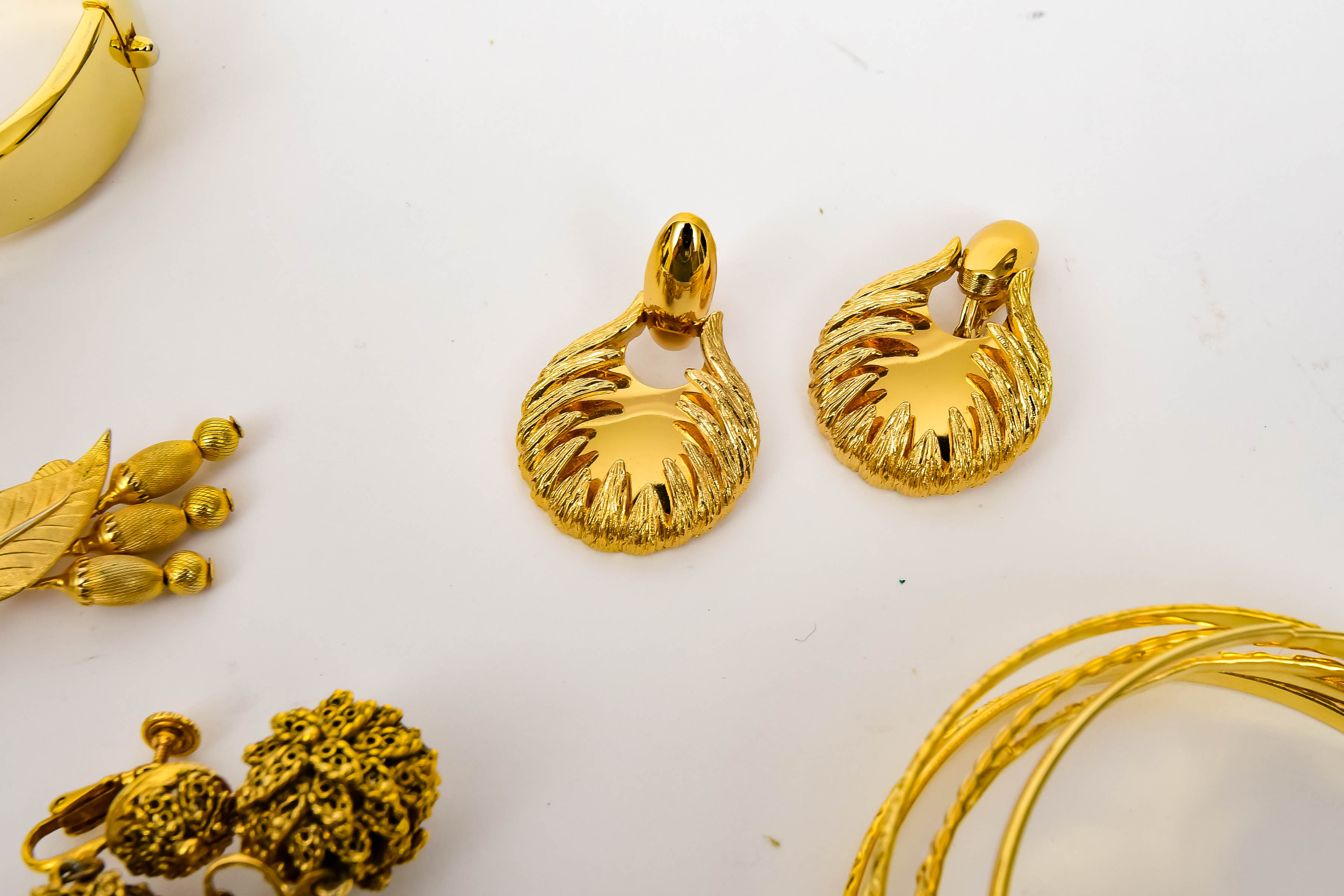Group of Gold-Toned Vintage Jewelry