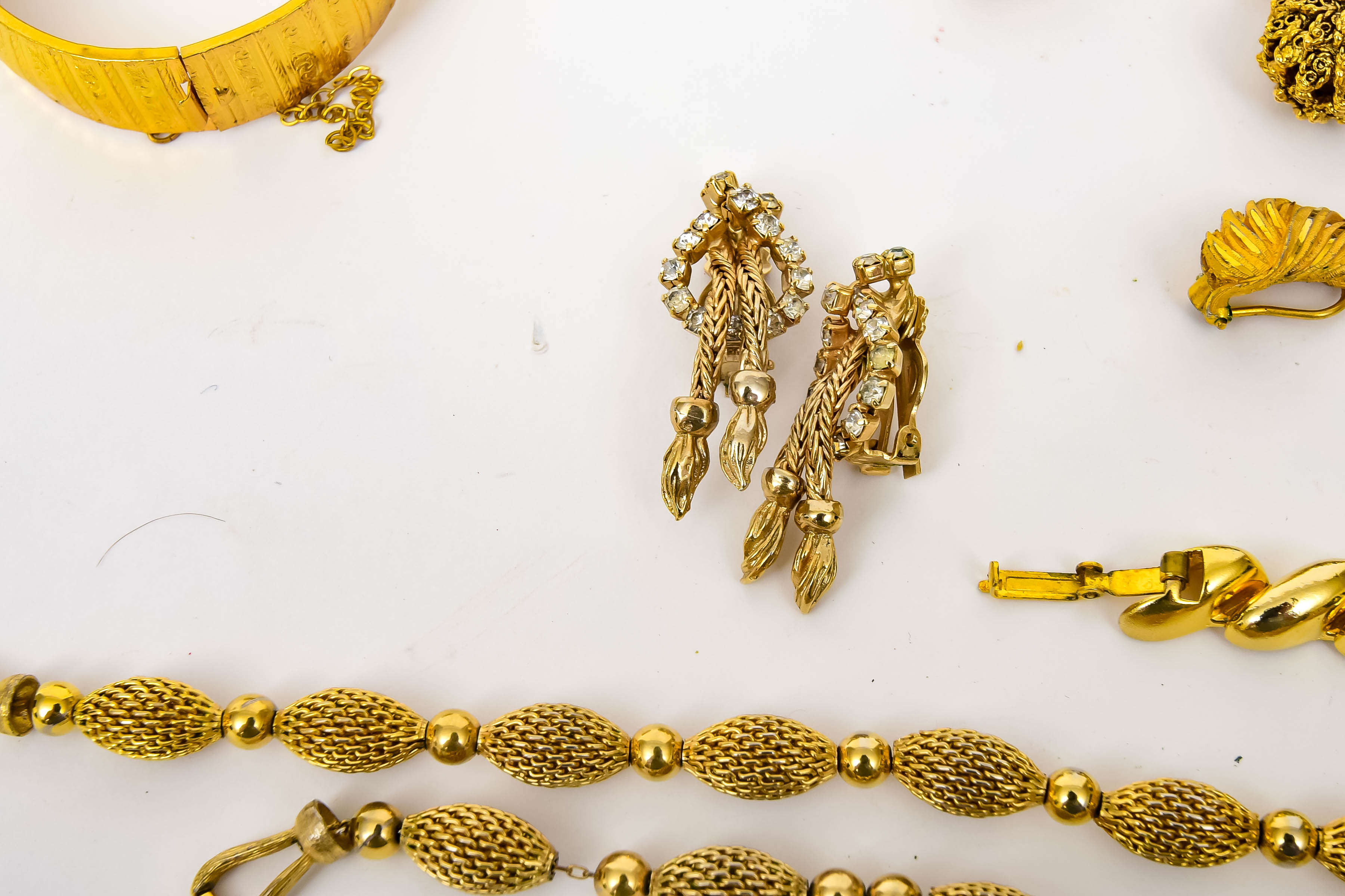 Group of Gold-Toned Vintage Jewelry