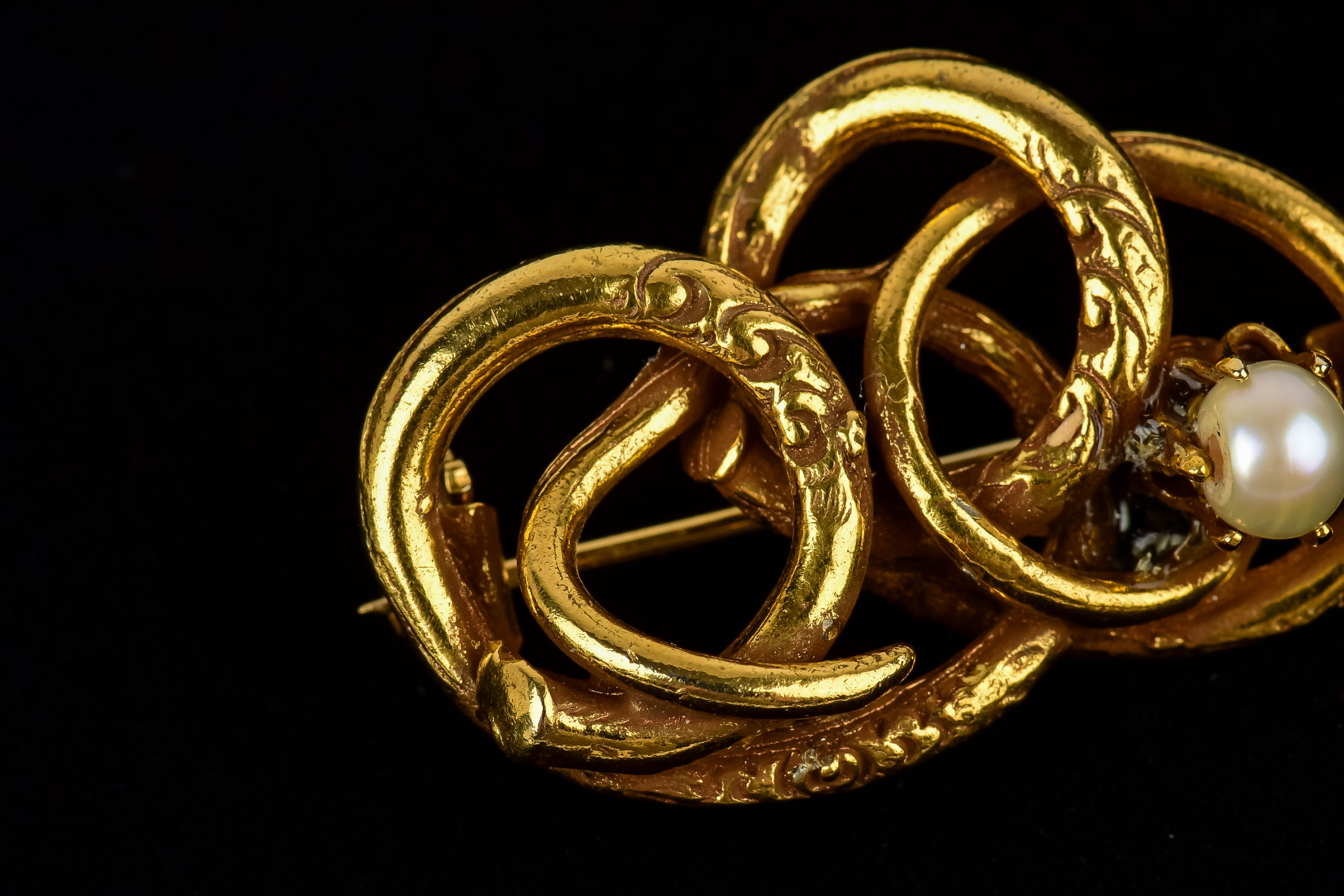 Gold-Tone Costume Brooch
