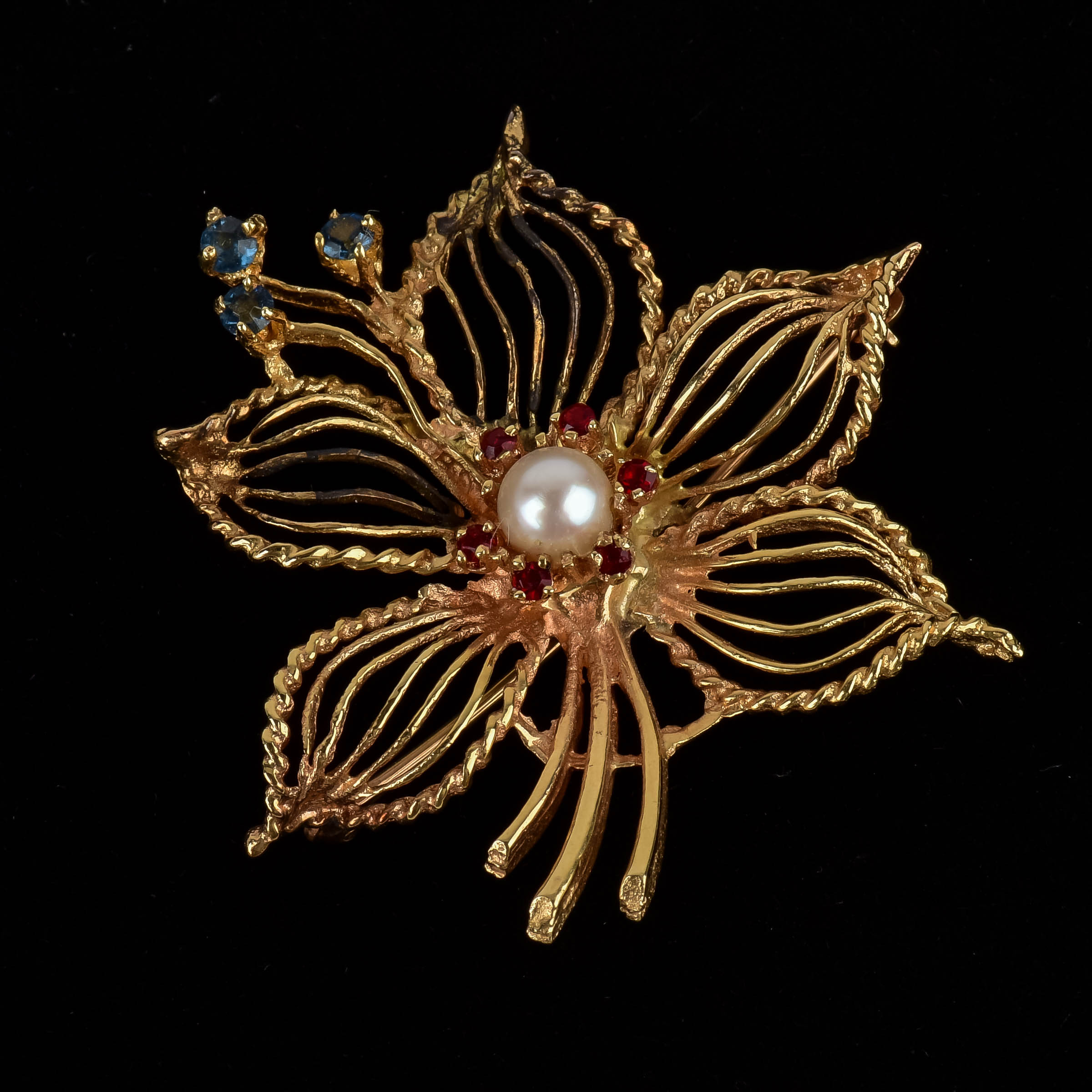 Yellow Gold Flower Brooch