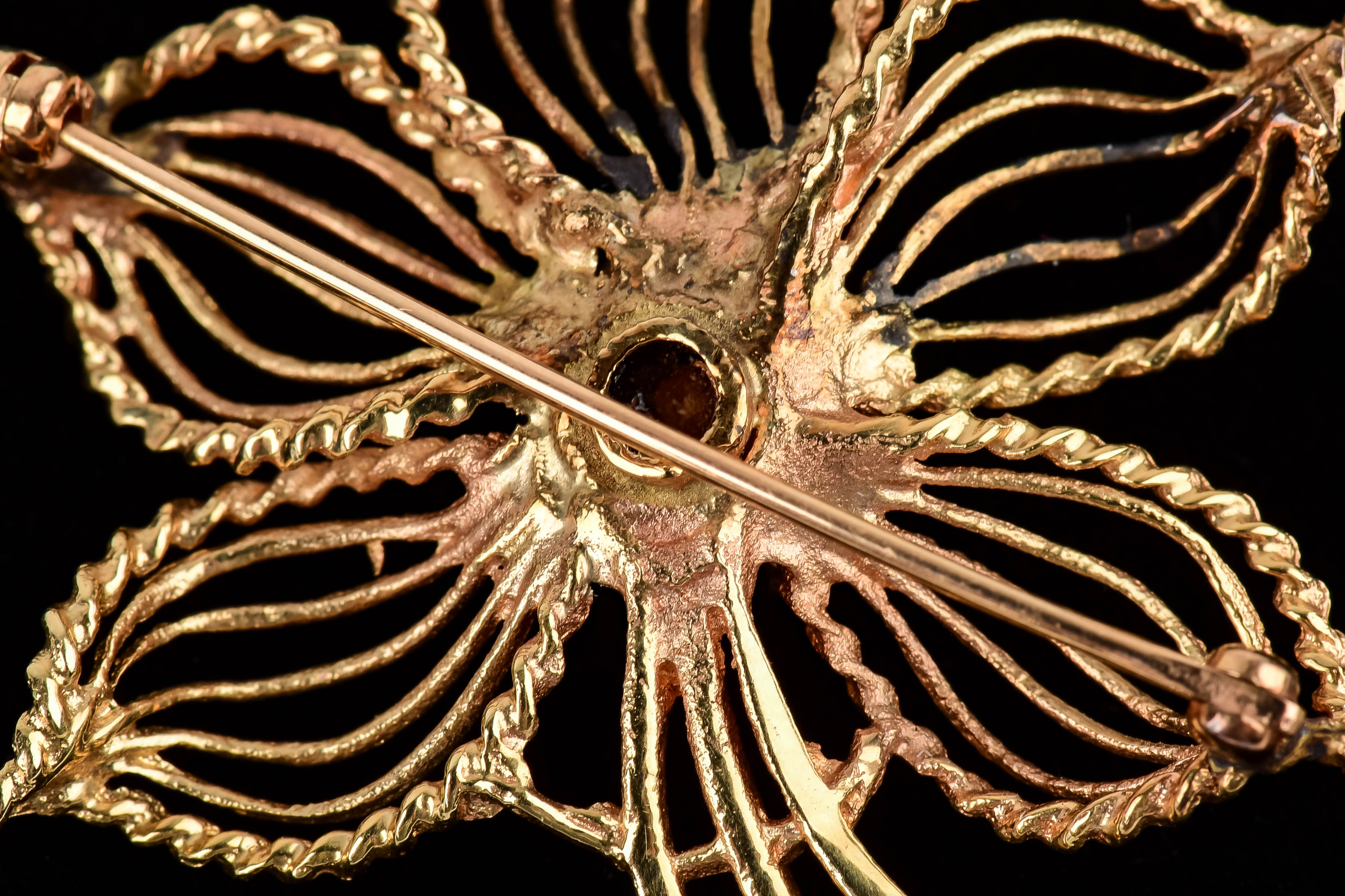 Yellow Gold Flower Brooch