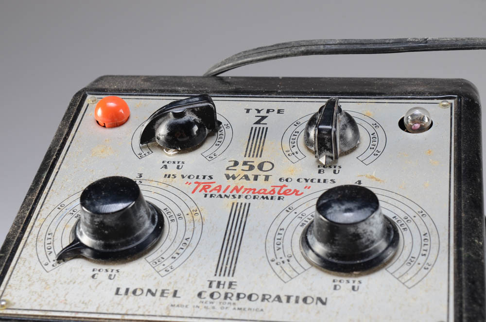 Vintage Lionel Type Z Trainmaster 250 watt Transformer