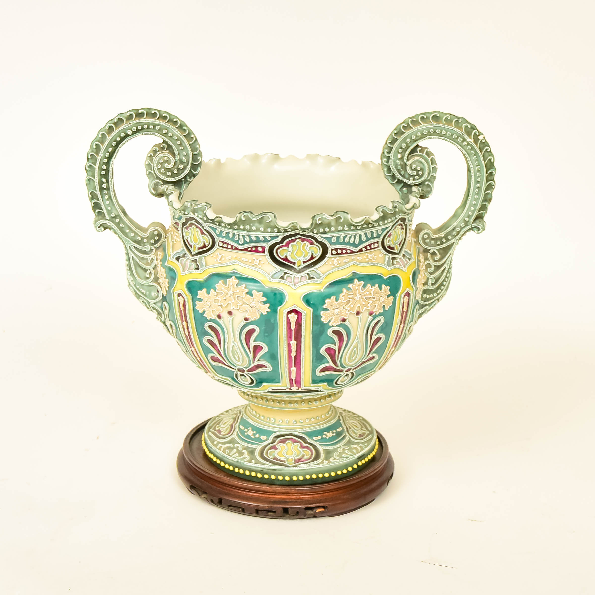 Moriage Style Double Handled Urn
