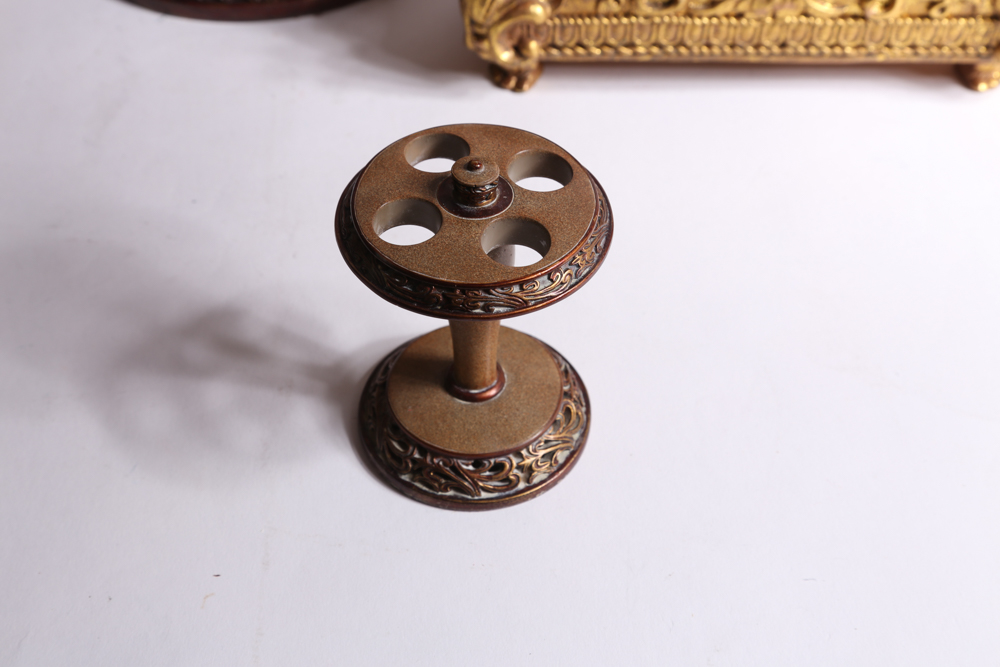 Collection of Metallic Home and Bath Décor