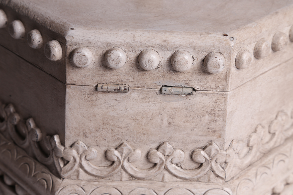 Collection of Decorative Items and Bathroom Accessories