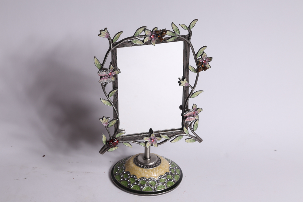 Collection of Decorative Items and Bathroom Accessories