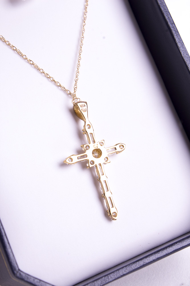 10K Gold Cubic Zirconia  Cross and Chain
