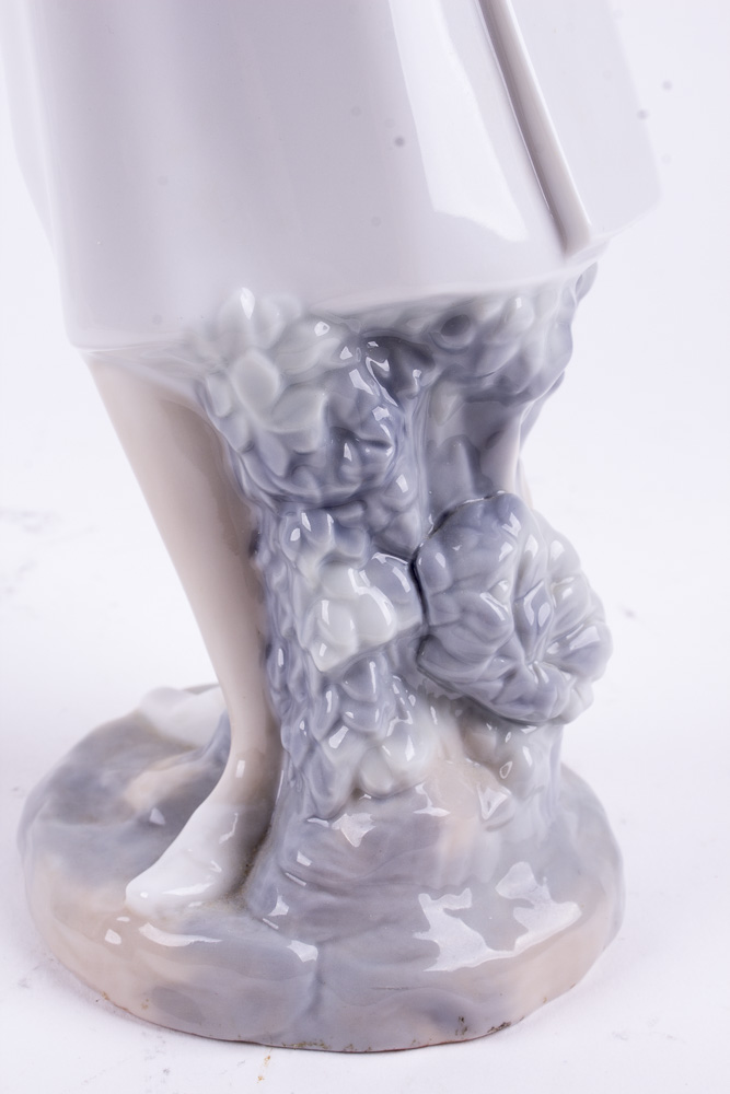 Lladro Nurse Porcelain Figurine