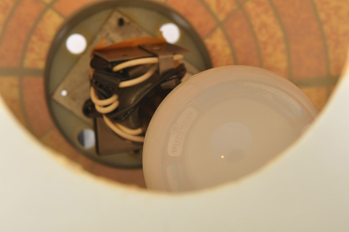 Vintage Breweriana Wiedemann Beer Faux Amber Glass Hanging Light Signage