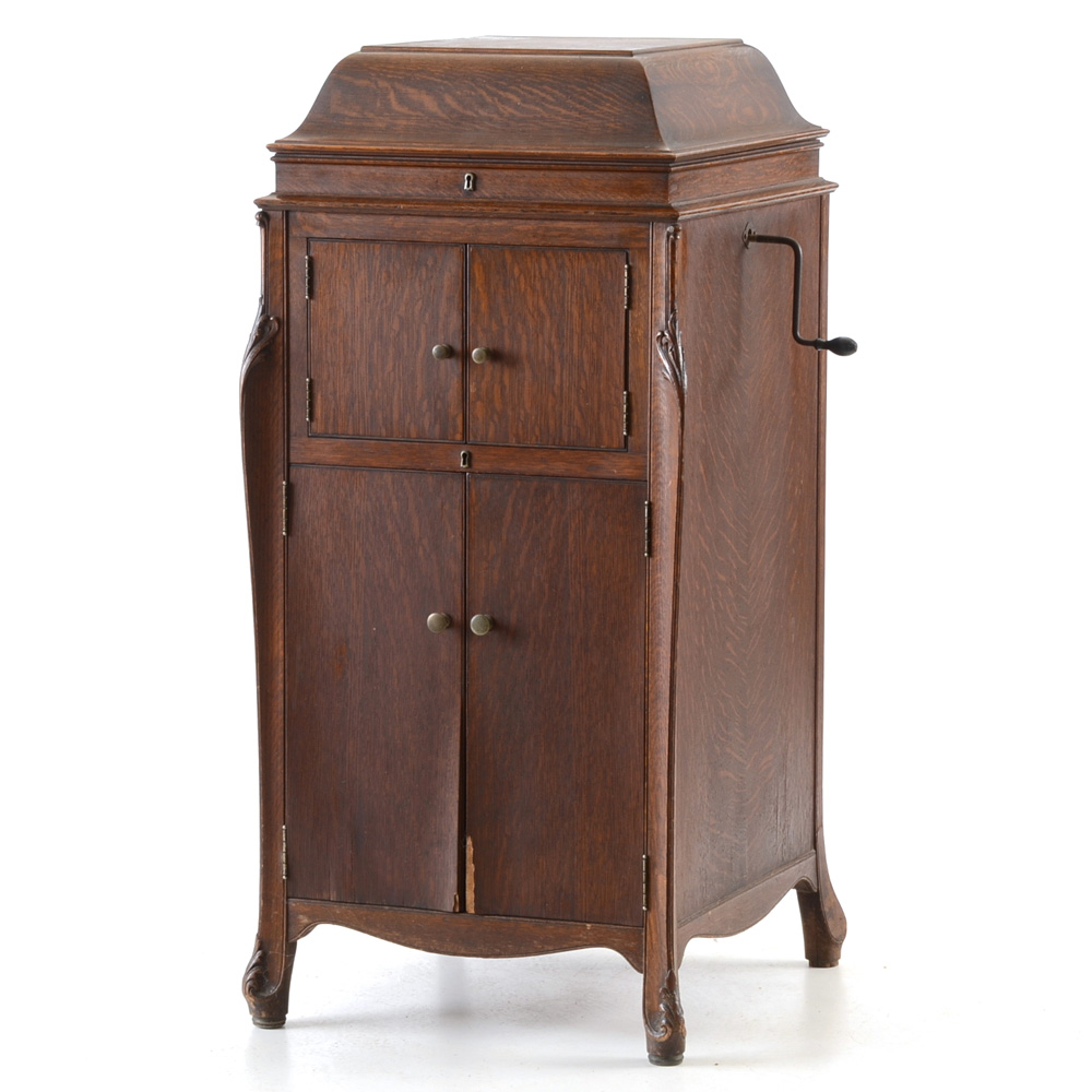 Oak Victor Victrola