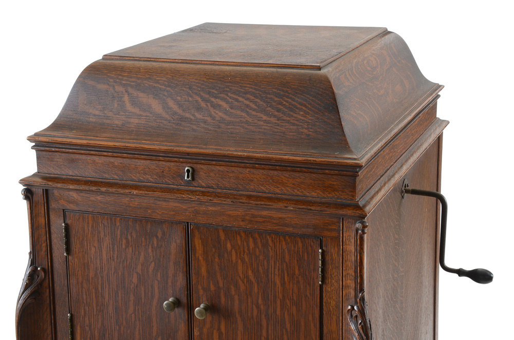 Oak Victor Victrola