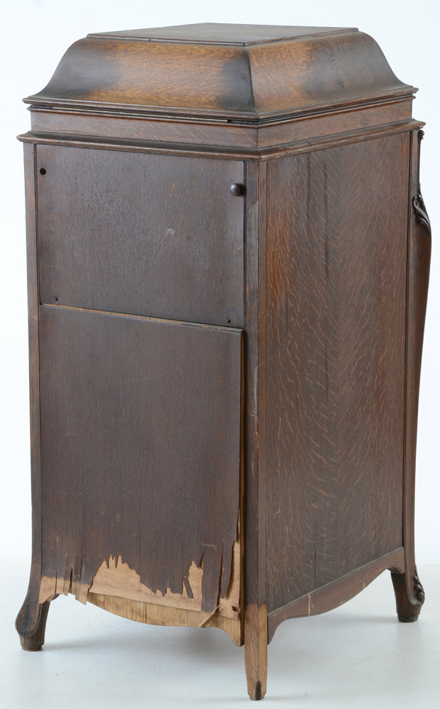Oak Victor Victrola