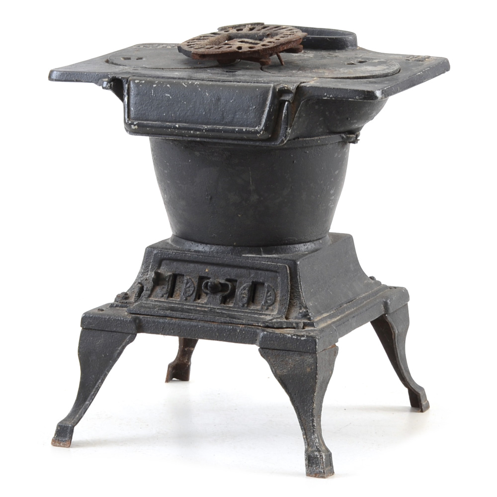 Antique Black Cast Iron Laundry Stove