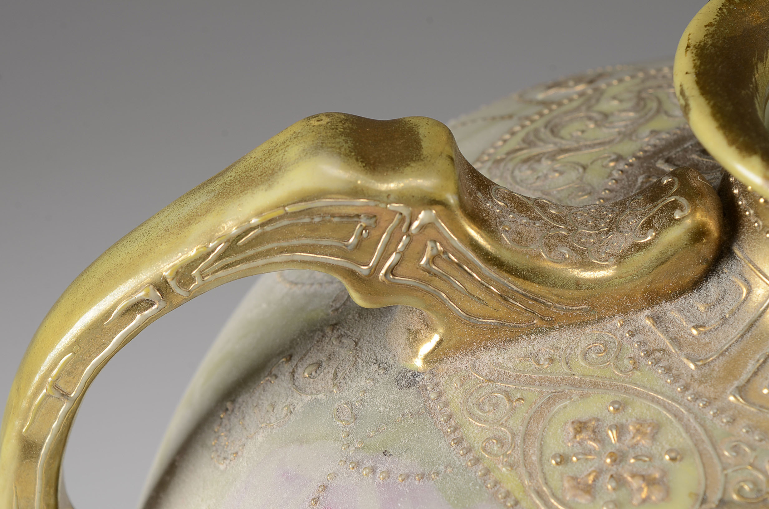 Circa 1891-1911 Large Hand-Painted Nippon Vase