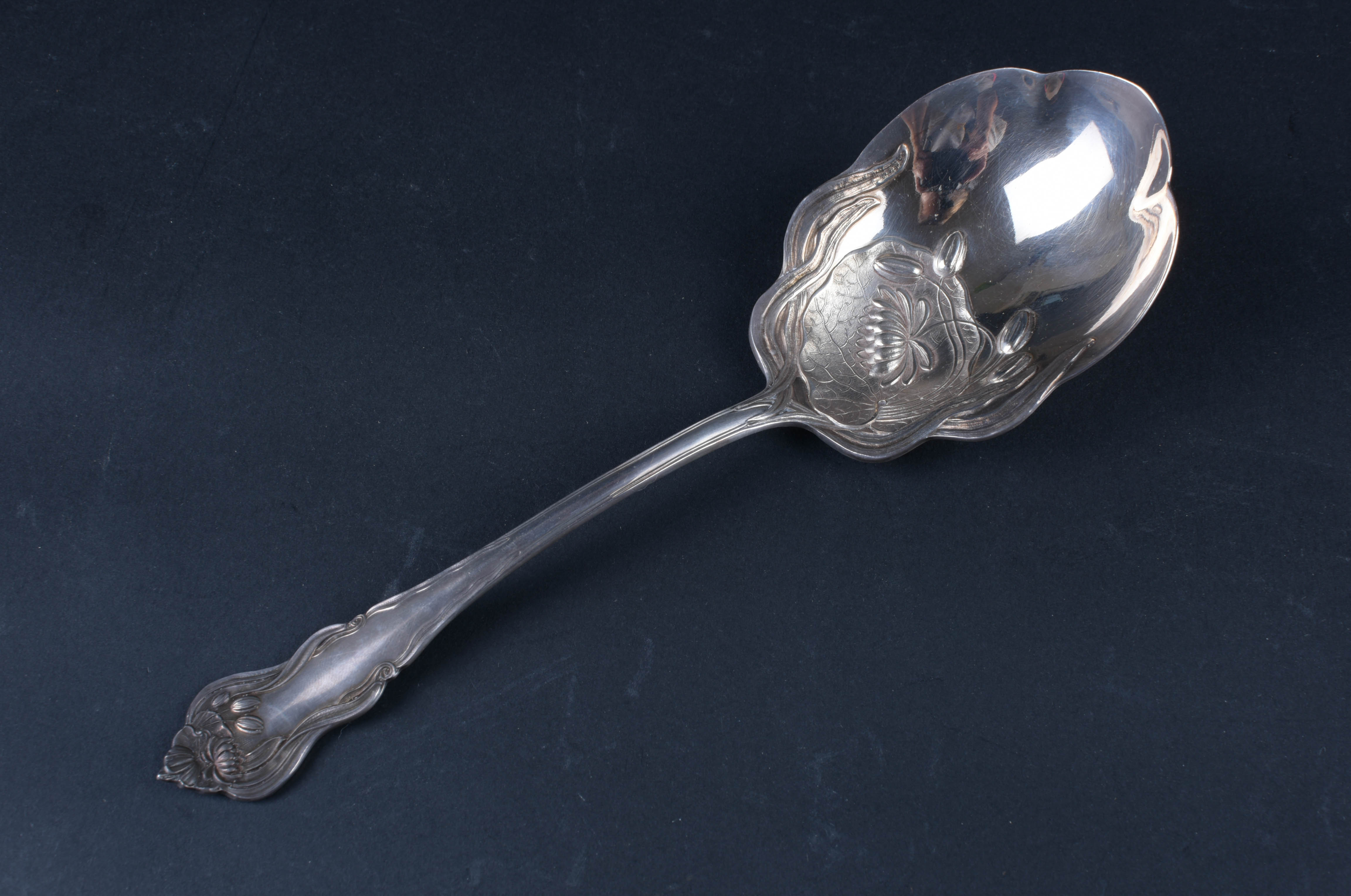 American Silver Co. Serving Set