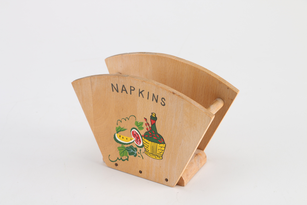 Vintage Ucagco Tableware with Aluminum Baking Mold Pans