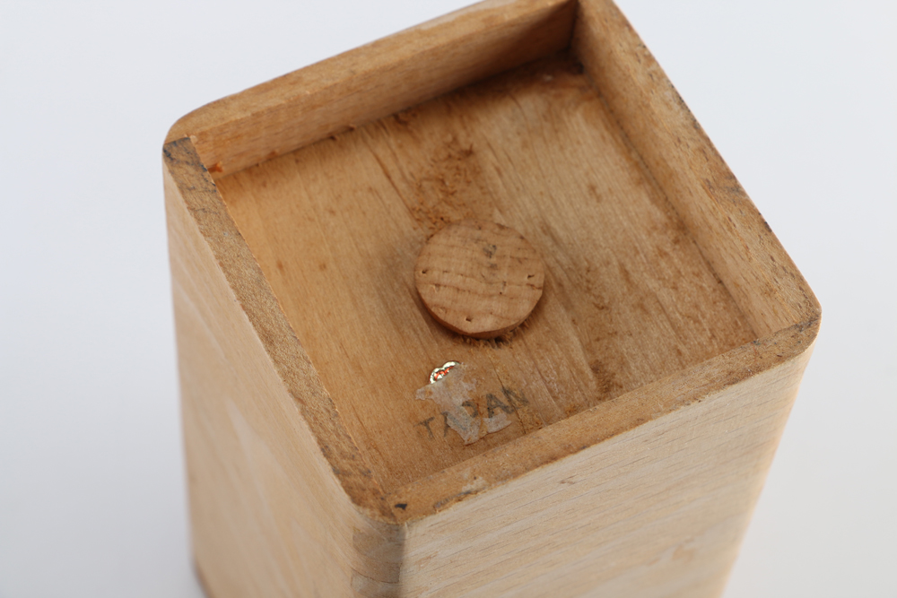 Vintage Ucagco Tableware with Aluminum Baking Mold Pans