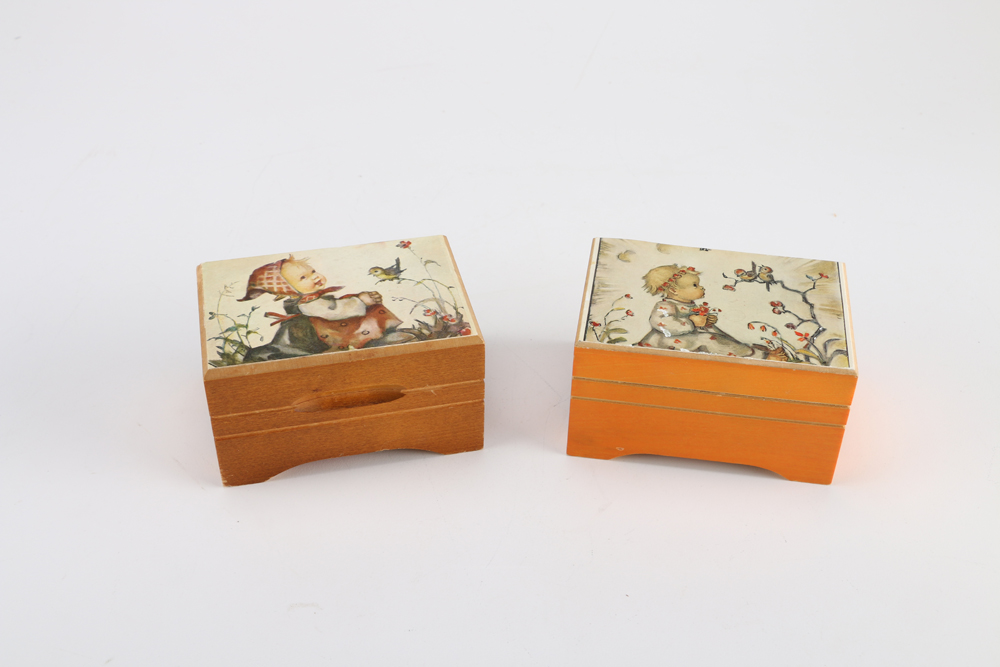 Pair of Hummel Music Boxes