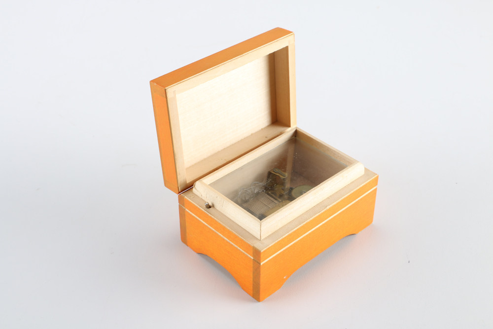 Pair of Hummel Music Boxes