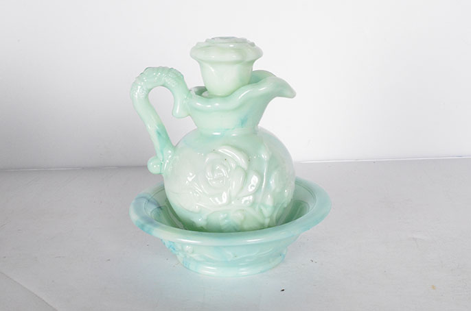 Pyrex, Avon and Vintage Containers