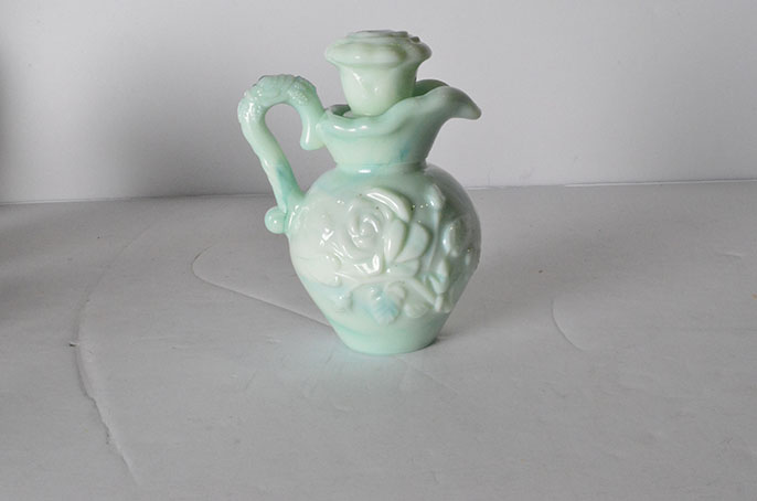 Pyrex, Avon and Vintage Containers