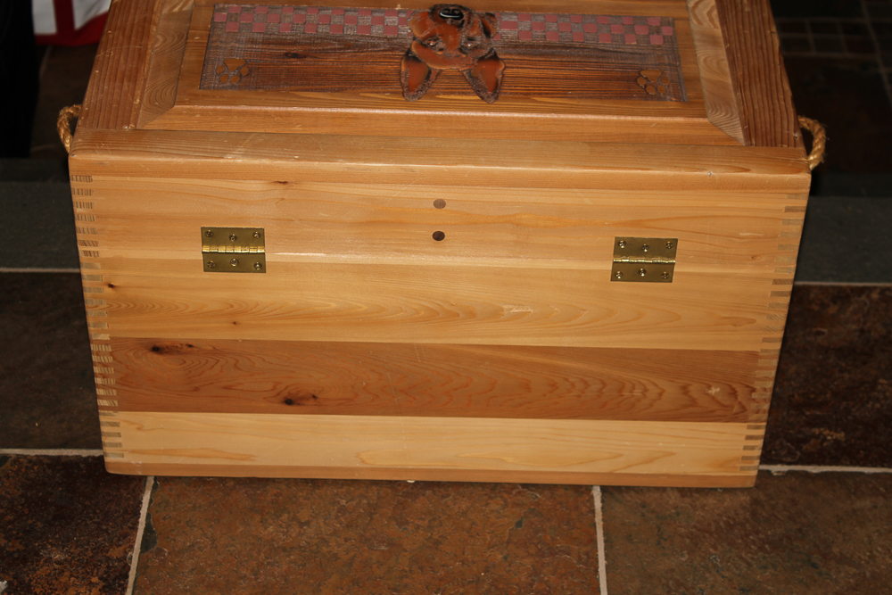 Box with German Shepherd Design