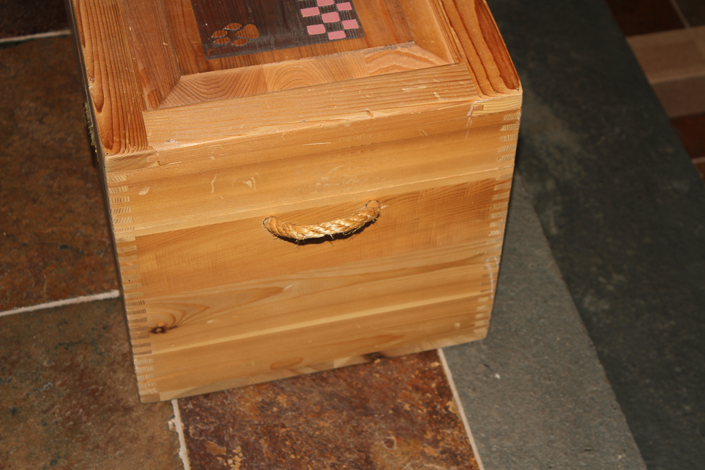 Box with German Shepherd Design