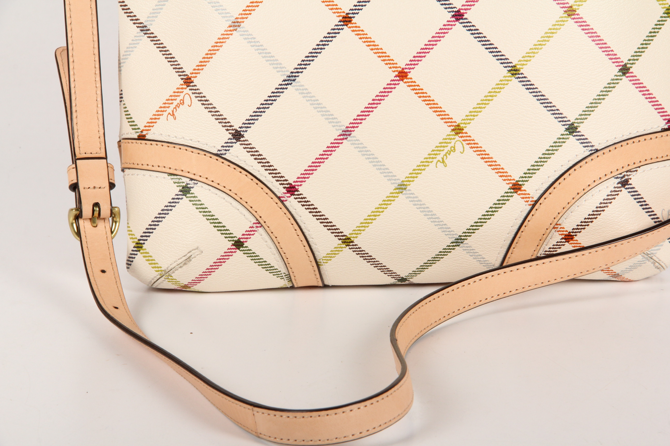 Coach Peyton Tattersall Messenger