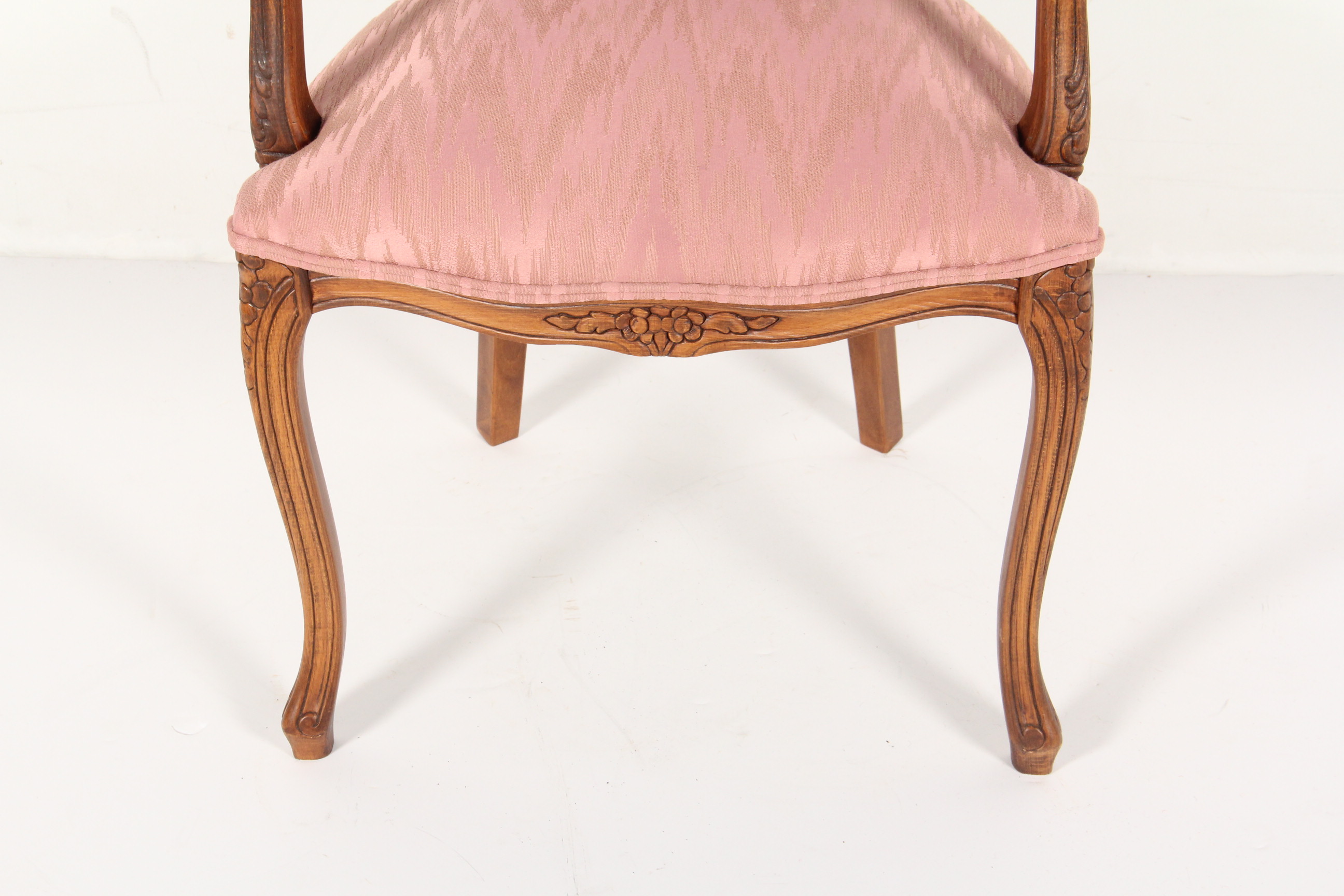 French Style Chair with Tufted Balloon Back