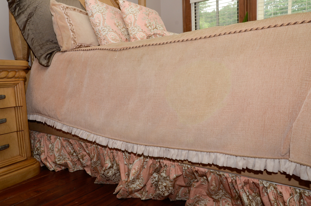 Bedspreads with Pink Pillows