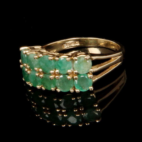10K Yellow Gold Emerald Ring