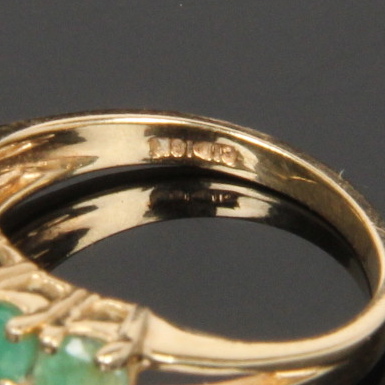10K Yellow Gold Emerald Ring