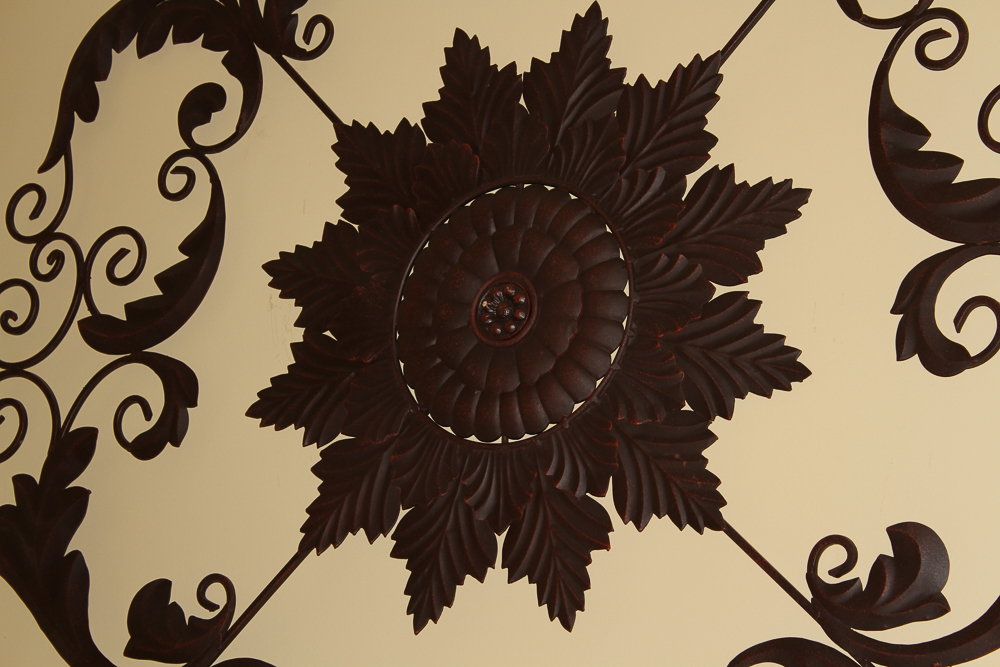 Metal Acanthus Wall Hanging