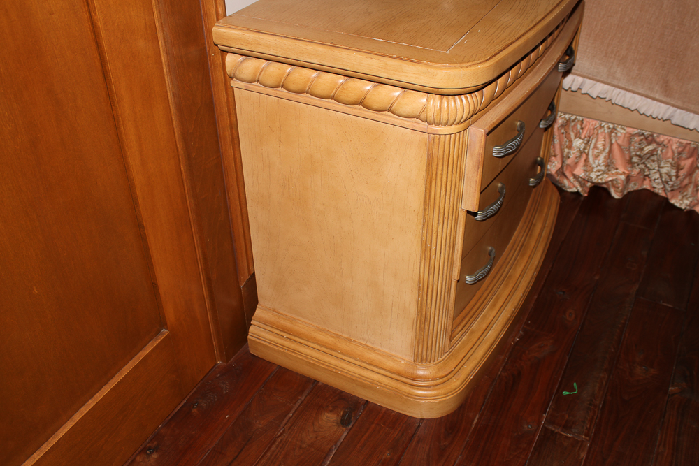 Ornate Oak Finish Nightstand