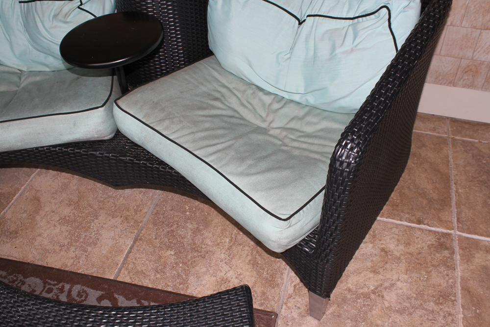 Contemporary Wicker Patio Seating Set