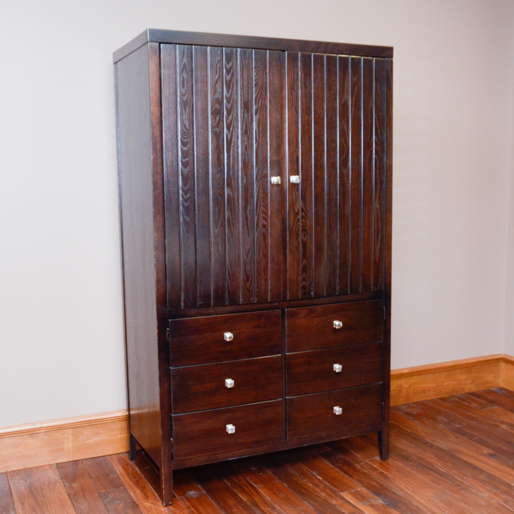 Entertainment Center/Armoire