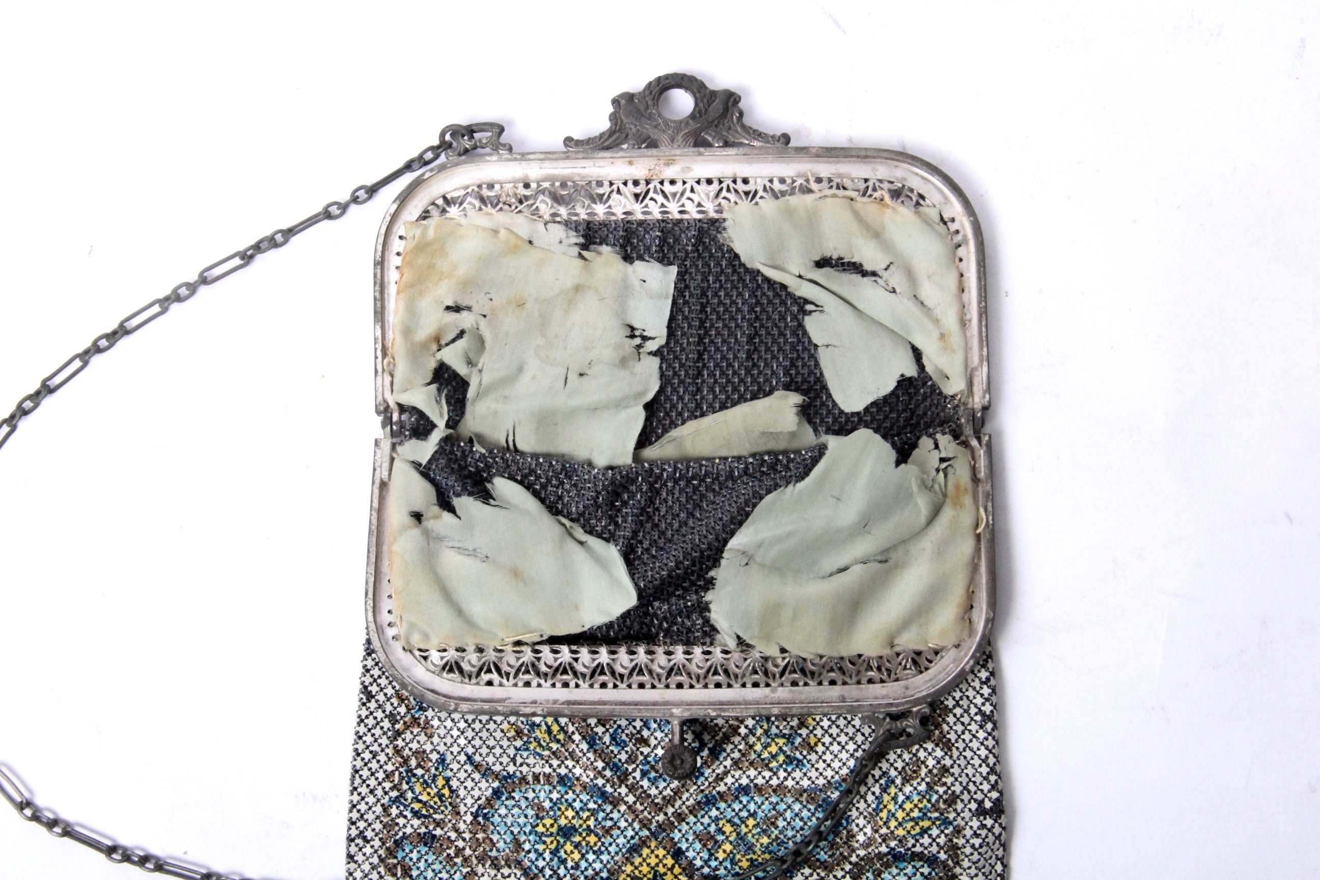 Circa 1920s Mandalian Co. Metal Mesh Purse