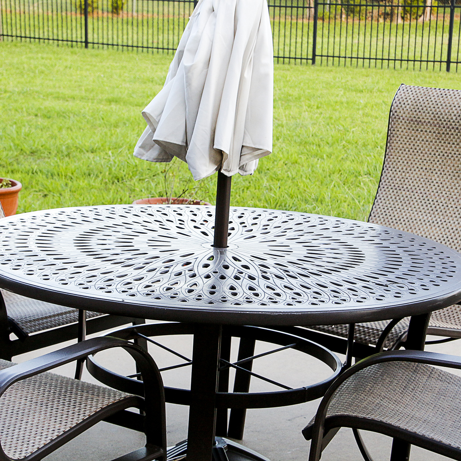 WInston Design Patio Table and Chairs by Sunnyland Furniture
