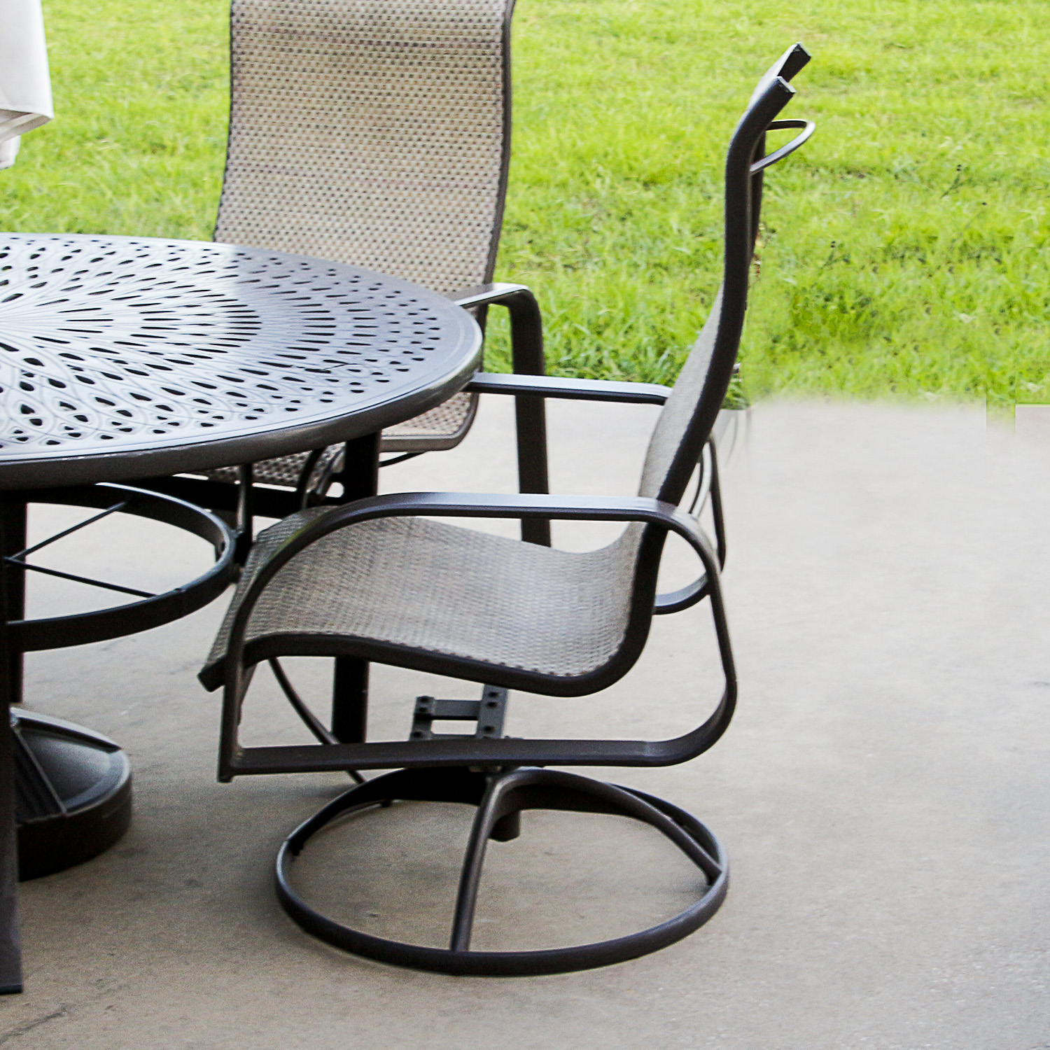 WInston Design Patio Table and Chairs by Sunnyland Furniture