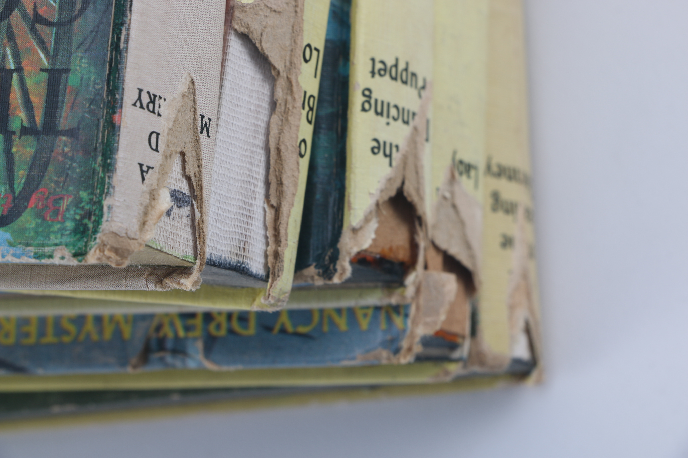 Assortment of Vintage Nancy Drew Books