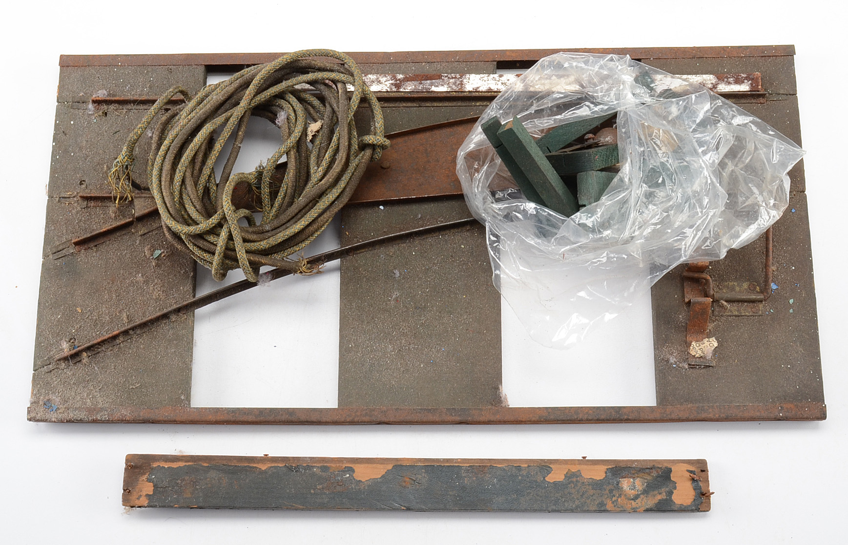 Carlisle & Finch Antique Train Set