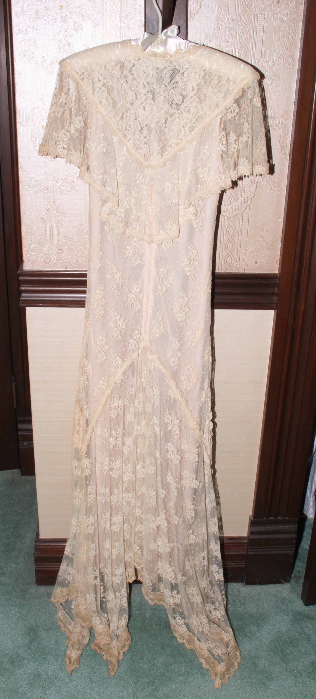 Country Elegance Lace Dress