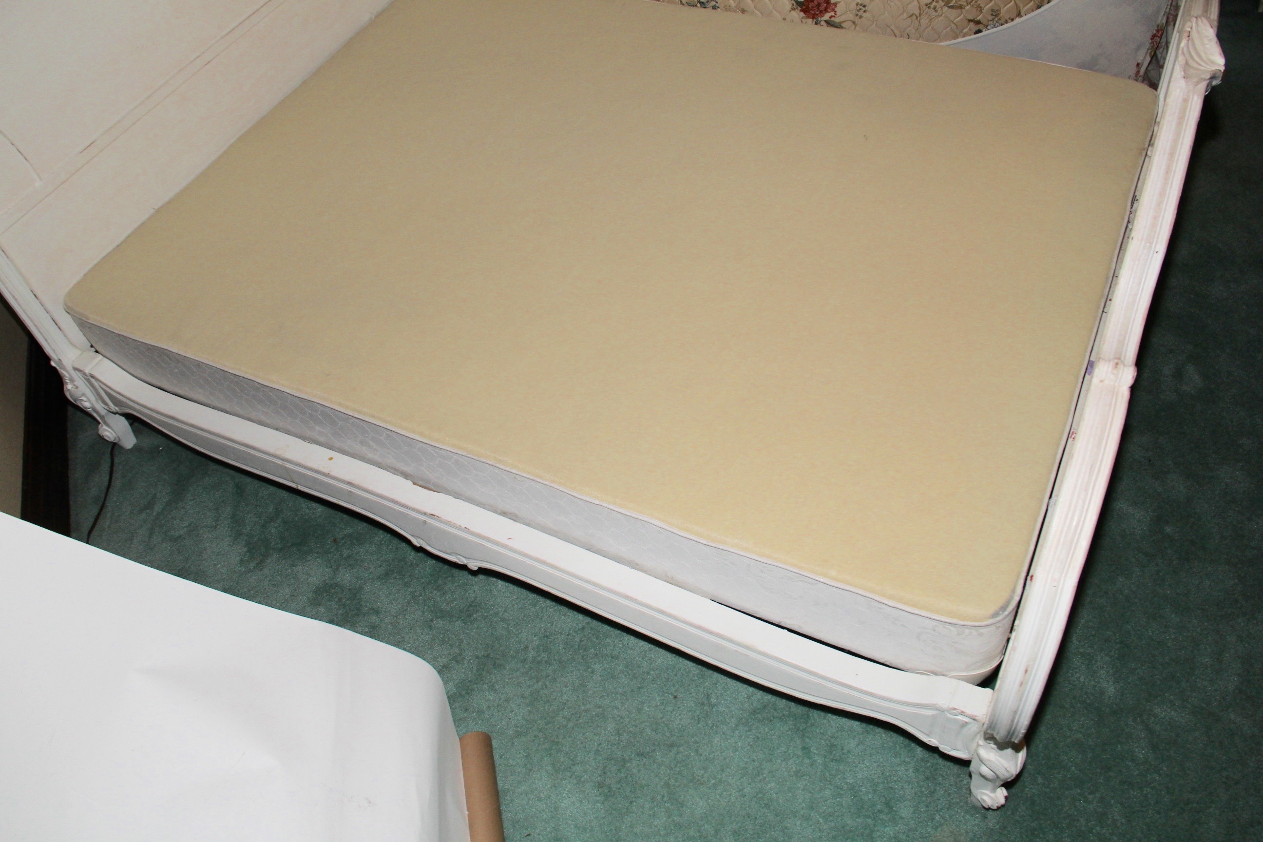 Original Rachel Ashwell Shabby Chic Bed