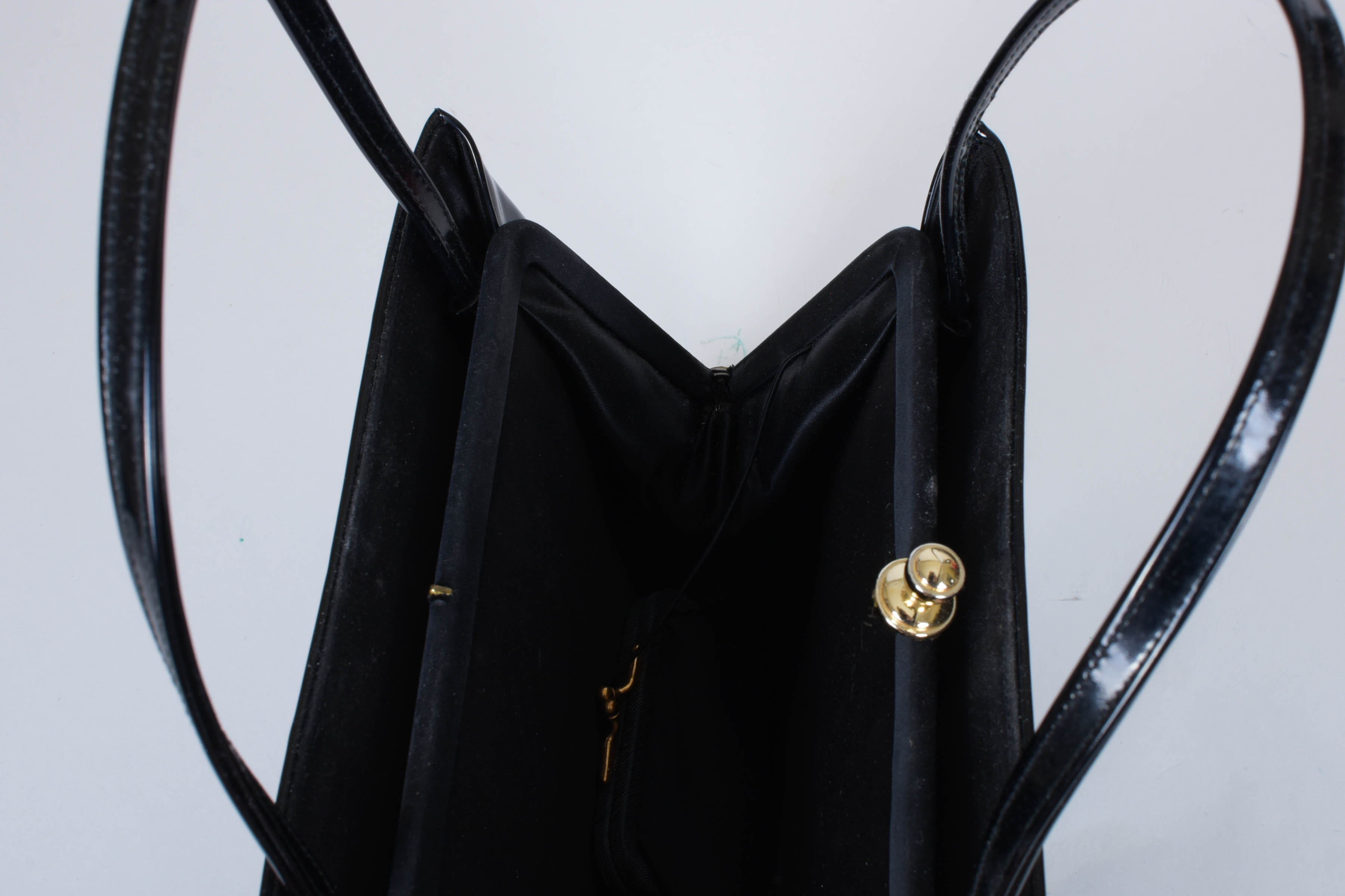 Assortment of Small Vintage Handbags