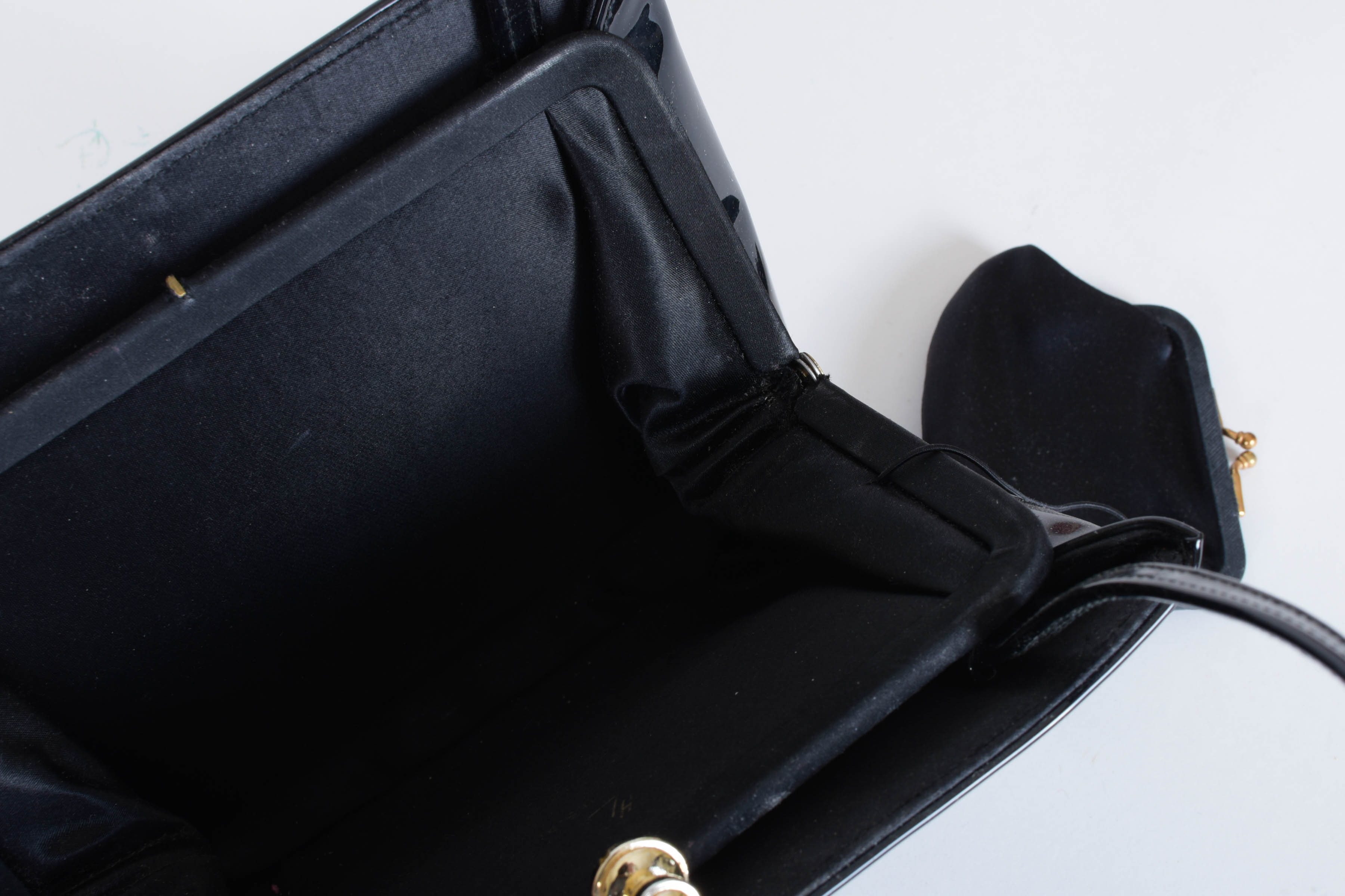 Assortment of Small Vintage Handbags