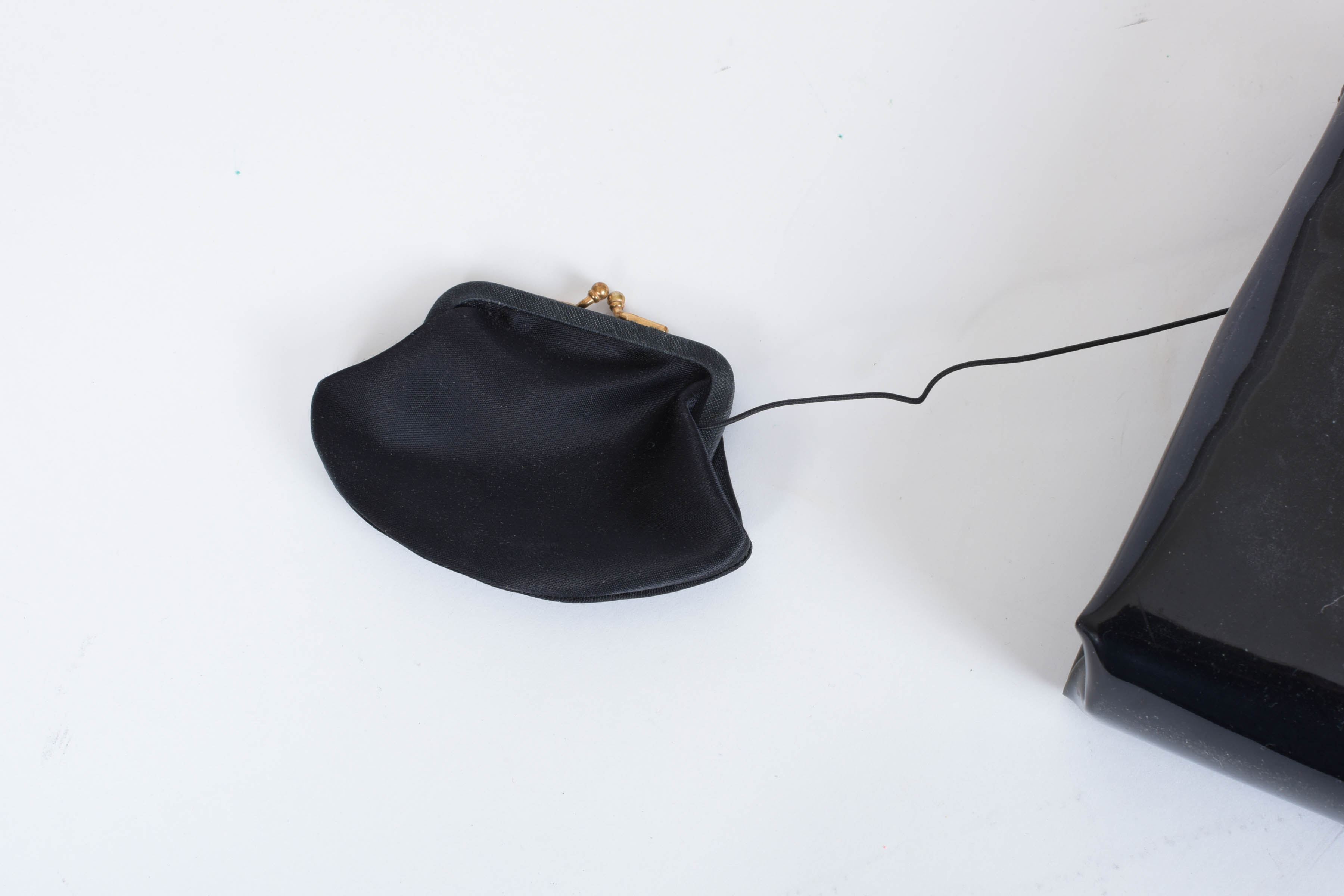 Assortment of Small Vintage Handbags