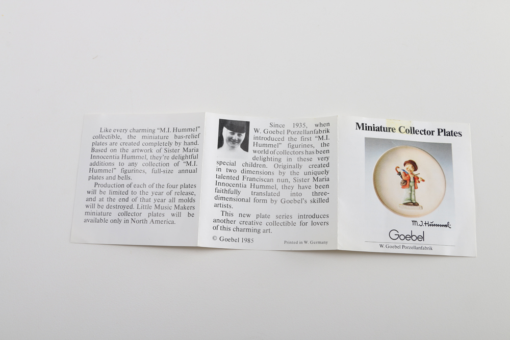 Two Hummel 1986 Plate "Soloist"