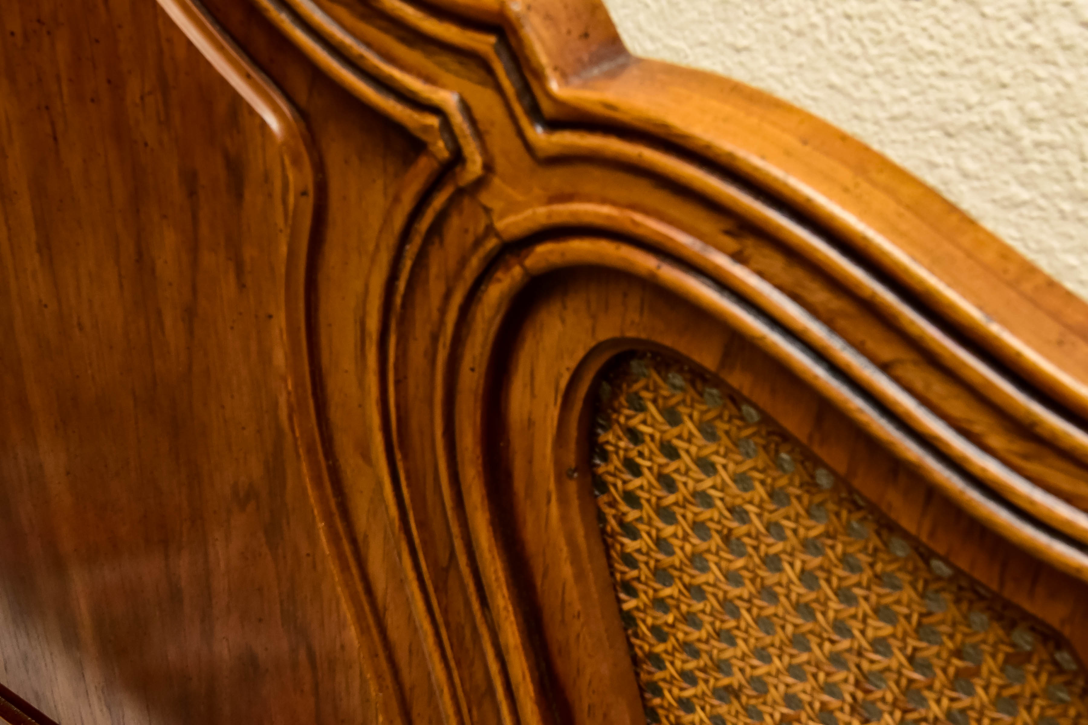 Thomasville Camille Collection Queen Size Headboard and Metal Frame